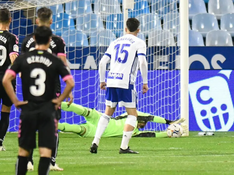 Cristian &Aacute;lvarez ha sido el h&eacute;roe del Real Zaragoza con grandes paradas ante el Sabadell. Foto: Real Zaragoza