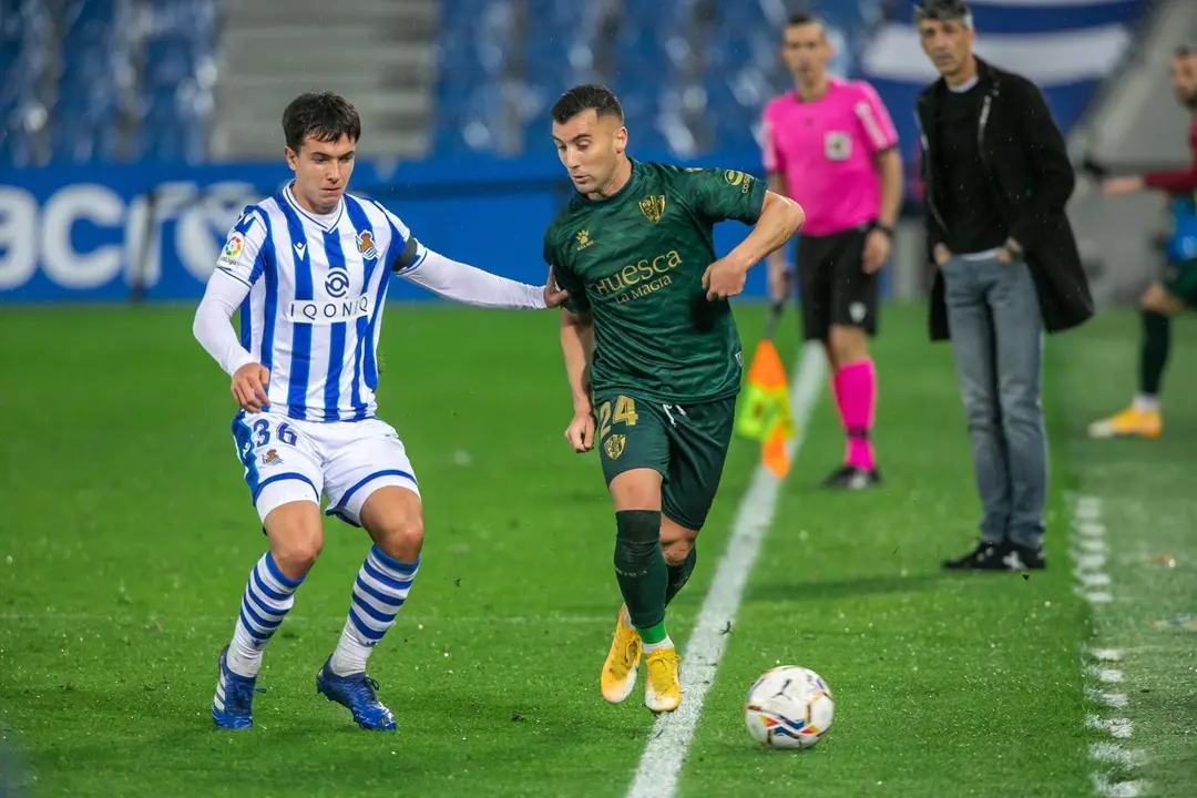 Borja Garc&iacute;a contra la Real Sociedad. | Foto: SD Huesca