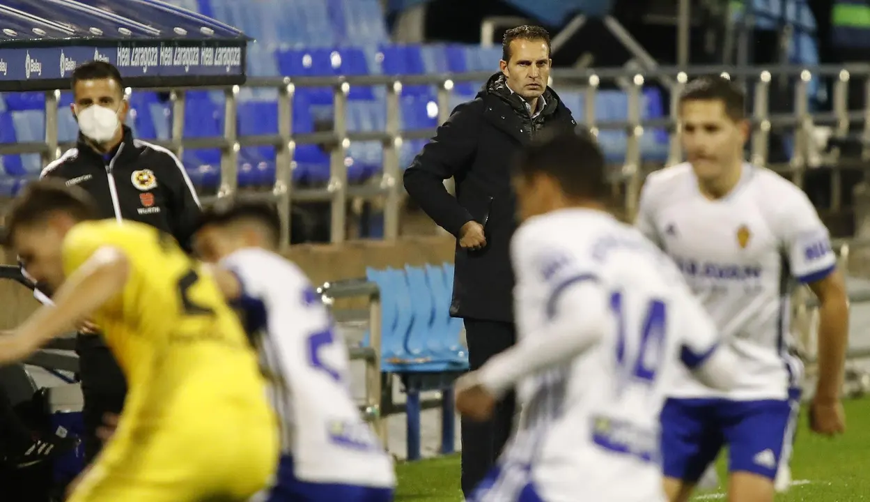Baraja en el Zaragoza - Girona. Foto: LFP