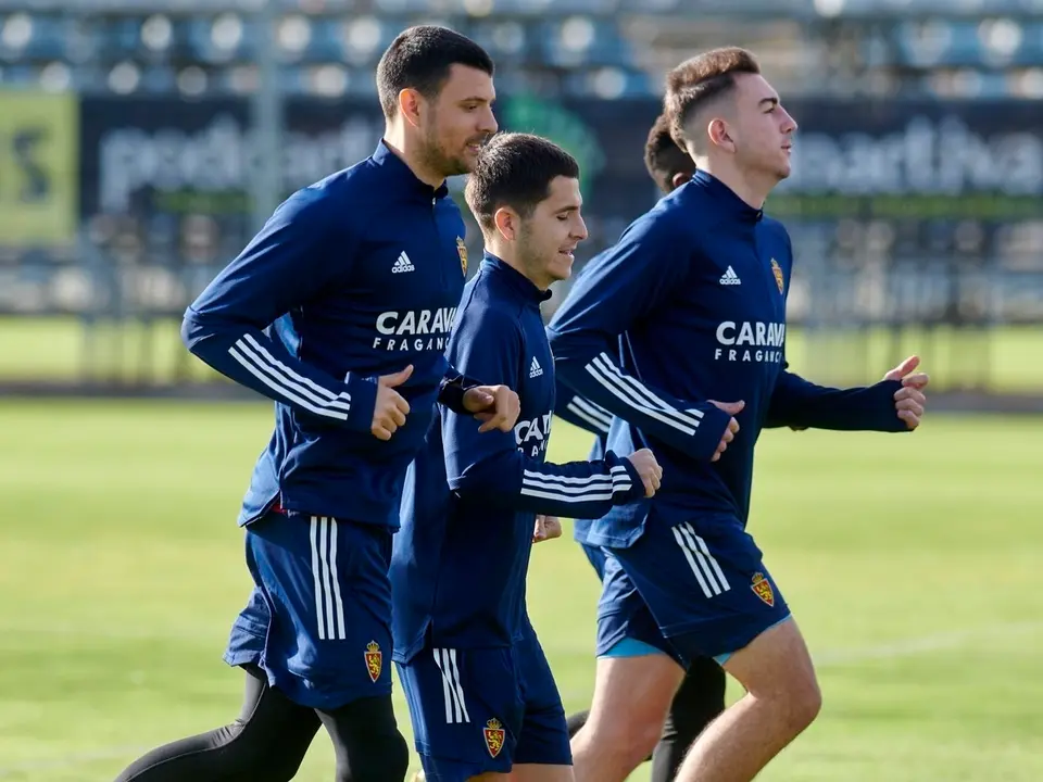 Foto del entrenamiento durante el d&iacute;a de ayer. | Foto: Real Zaragoza