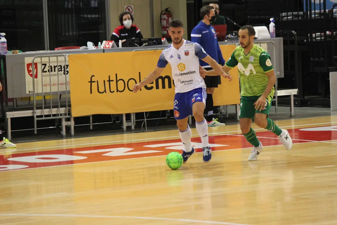 &Oacute;scar Villanueva en el partido contra el Inter. | Foto: Aitana S&aacute;nchez Herber