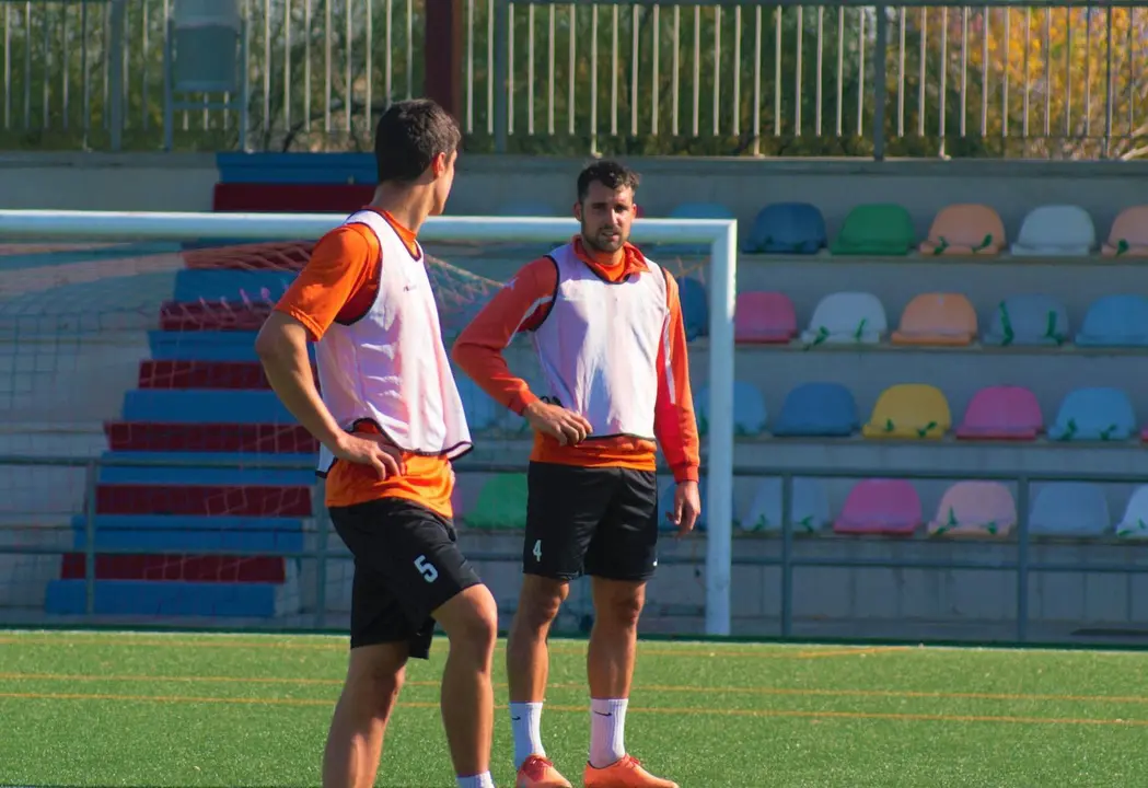 Foto durante el entrenamiento del conjunto turolense. | Foto: CD Teruel