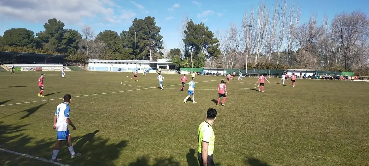 Empate entre el Belchite y el Teruel. | Foto: CD Teruel