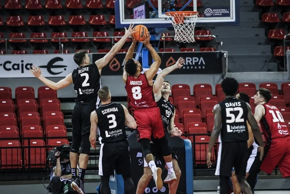 Elias Harris, en un encuentro de BCL. Foto: Esther Casas/FIBA