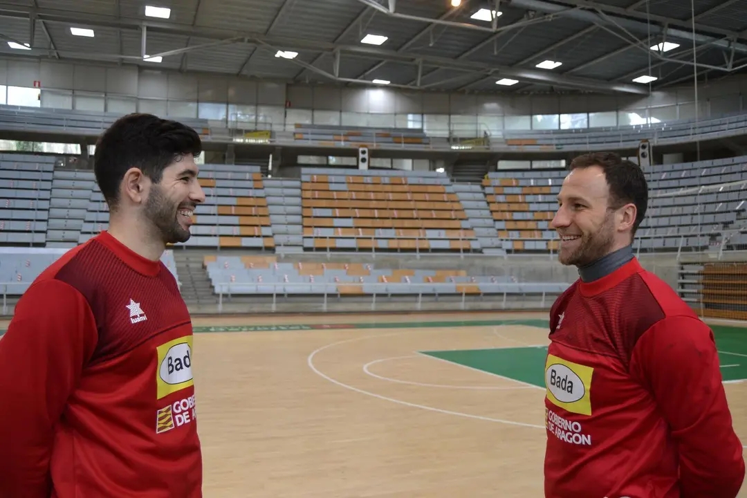 Joao Pinto y Tioumentsev al t&eacute;rmino del entrenamiento de esta ma&ntilde;ana. Foto: Sportaragon