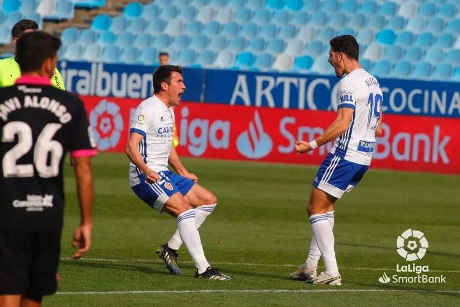 Zapater y Alegr&iacute;a celebran el 1 a 0. Foto: LFP