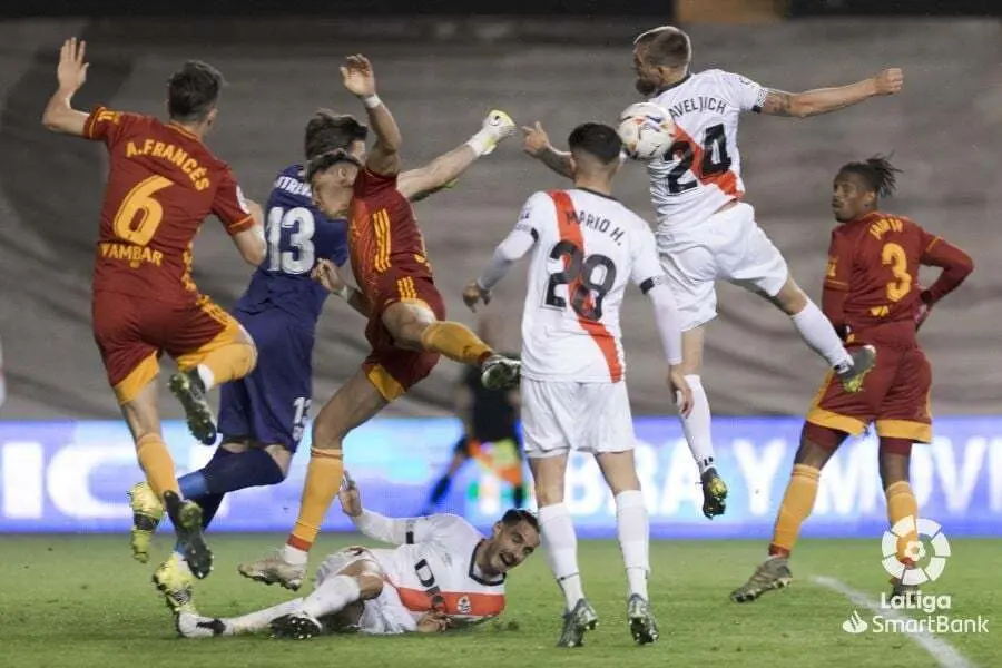 Derrota zaragocista en Vallecas. Foto: LFP