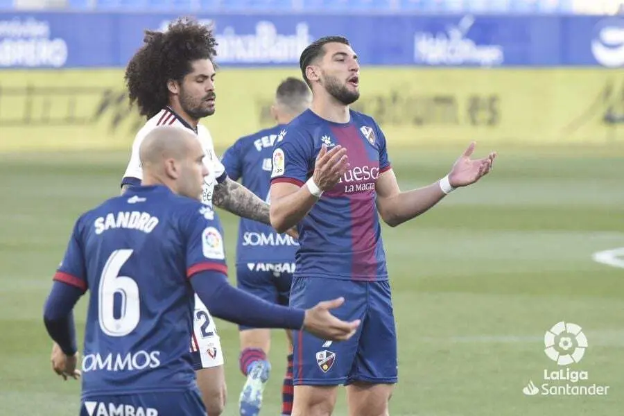 Rafa Mir se lamenta de una ocasi&oacute;n. | Foto: LaLiga