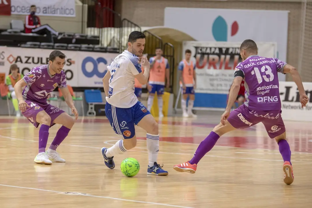 Dian Luka, en el partido ante Palma. Foto: Pedro Luis Serrano