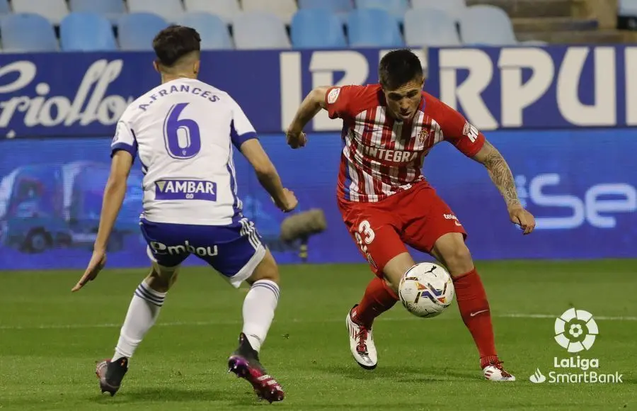 Franc&eacute;s durante el partido contra el Sporting de Gij&oacute;n. | Foto: LaLiga