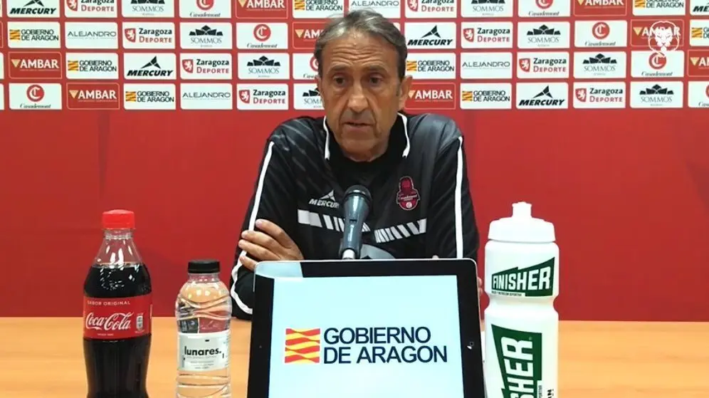 Luis Casimiro, en sala de prensa del Pr&iacute;ncipe Felipe. Fotograma del Casademont Zaragoza
