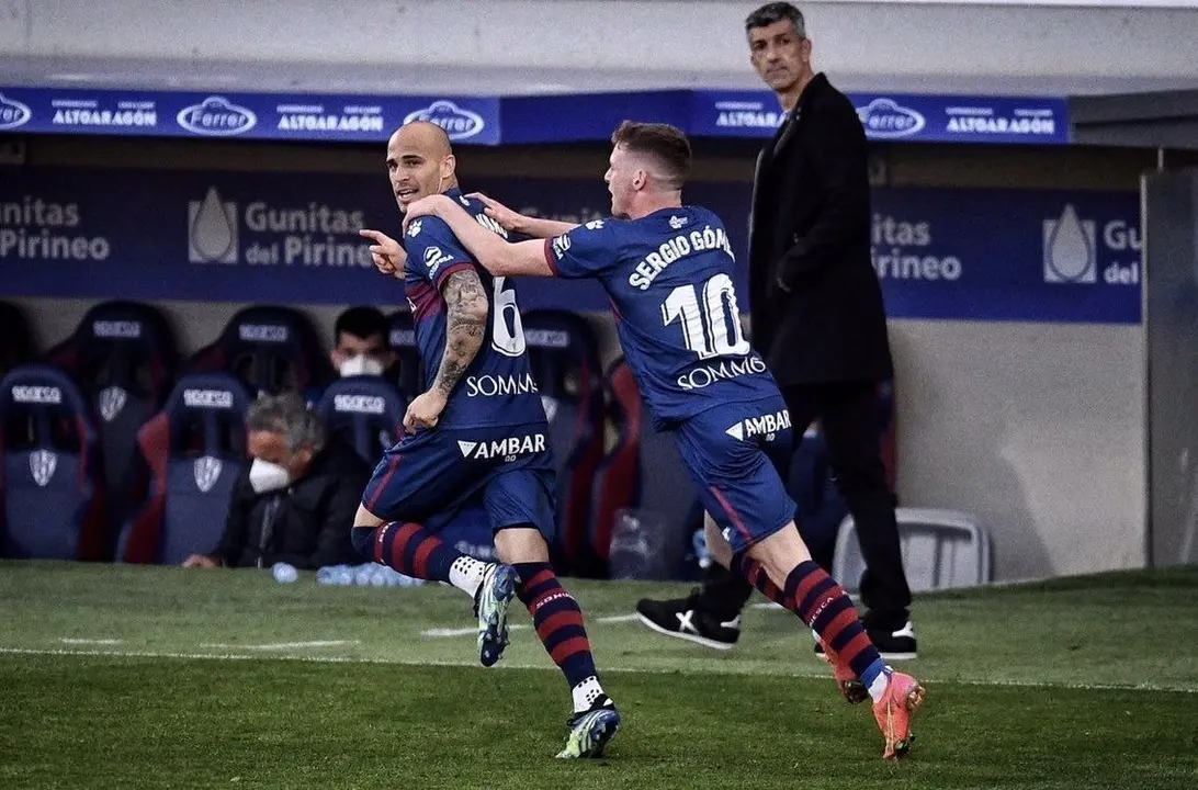 Sandro celebrando el importante gol contra la Real Sociedad. | Foto: SD Huesca