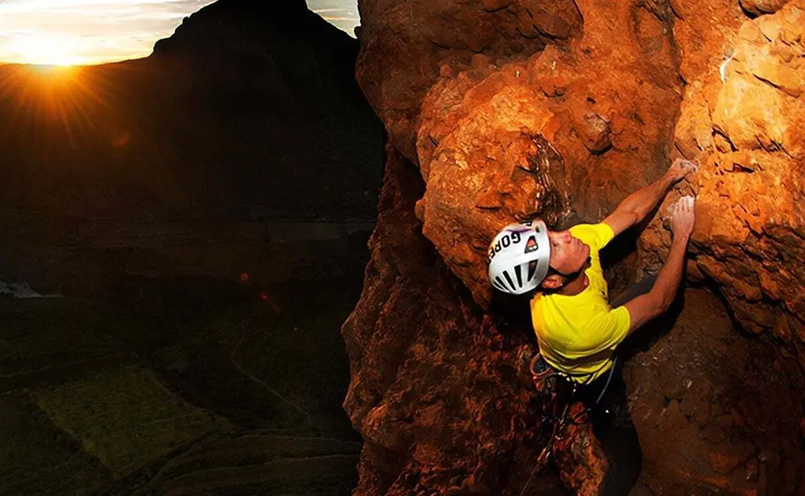 Jonatan Larra&ntilde;aga, en la imagen, abre este cap&iacute;tulo de Planeta Monta&ntilde;a. Foto: Web Jonatan Larra&ntilde;aga