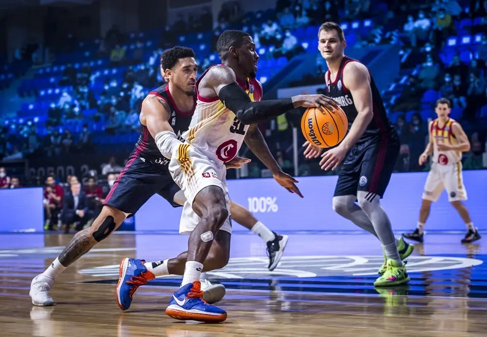 Casademont Zaragoza derrot&oacute; 89-77 a Estrasburgo. |Fuente: Basketball Champions League