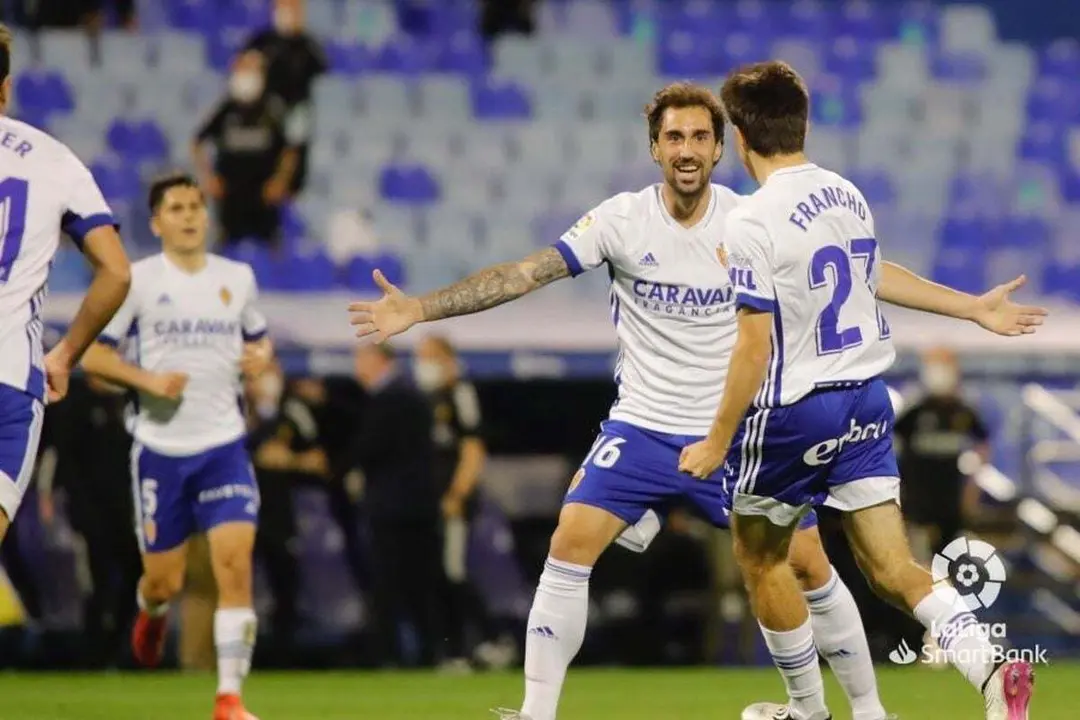 Con este triunfo, el Real Zaragoza alcanza los 50 puntos. Fotograf&iacute;a: Liga Smartbank