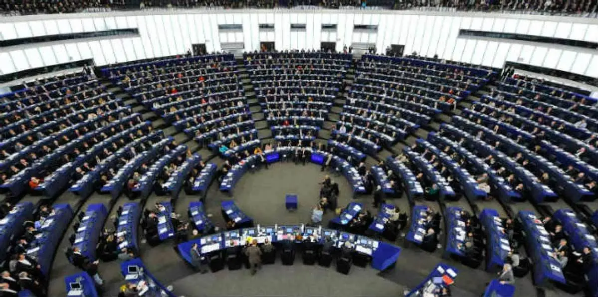El parlamento europeo toma la decisi&oacute;n.