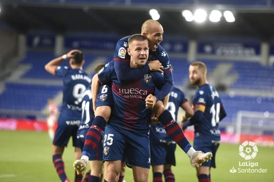 Vavro celebrando el gol de Sandro. | Foto: LaLiga