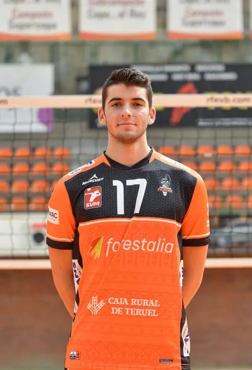 Javier Igual, con la camiseta del CV Teruel. Foto: Cedida