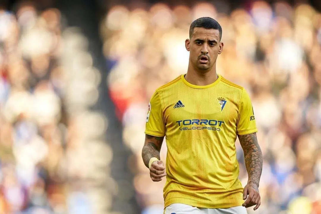 Nano Mesa con la camiseta del C&aacute;diz, su actual equipo | Foto: Cadena Ser