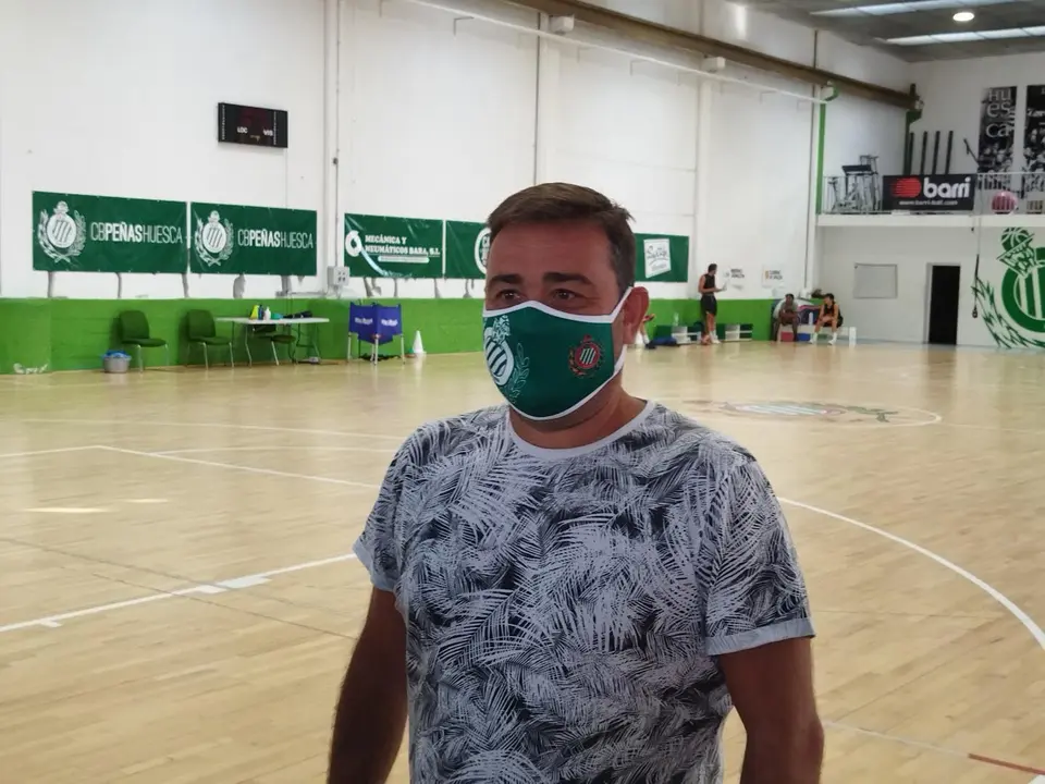 Sergio Lam&uacute;a, en la rueda de prensa de inicio de la pretemporada. Foto: Sportaragon