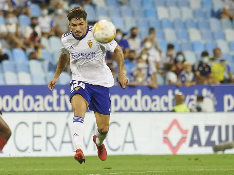 Llu&iacute;s L&oacute;pez en un partido en La Romareda. Foto: Real Zaragoza.