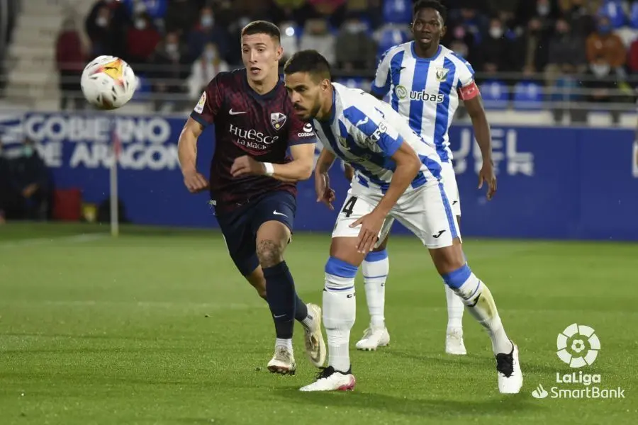 El Huesca perdi&oacute; el curso pasado los dos encuentros ante el Legan&eacute;s | Foto: LaLiga