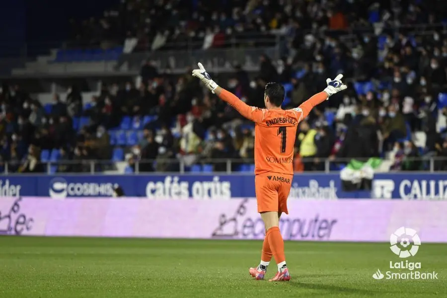 Andr&eacute;s Fern&aacute;ndez en un partido en El Alcoraz | Foto: LaLiga