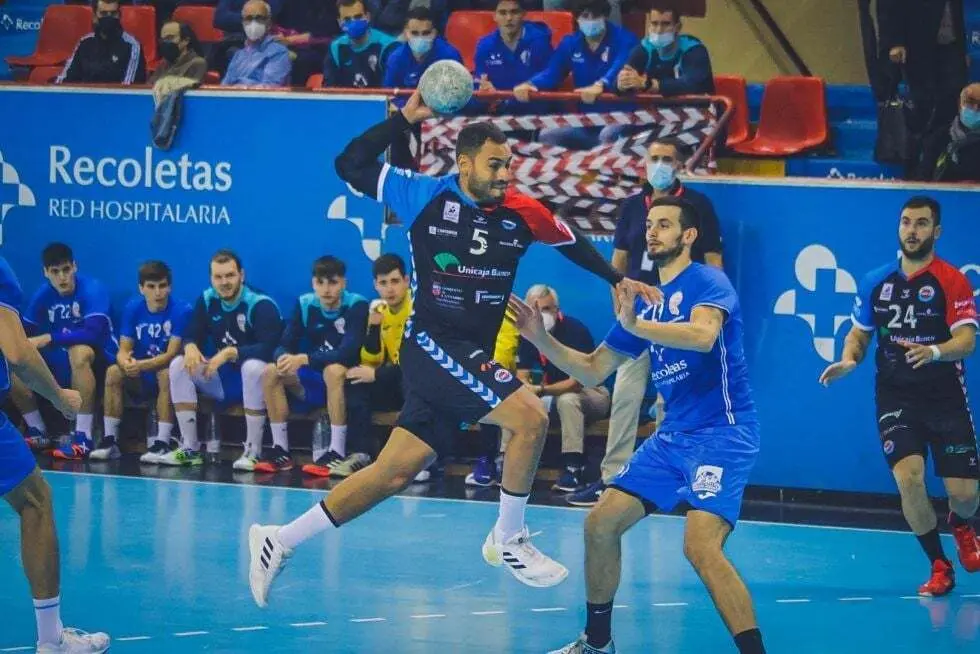 Dij&agrave;, hoy jugador del Sinfin, siempre tiene buenas palabras para Huesca. Foto: BM Sinfin