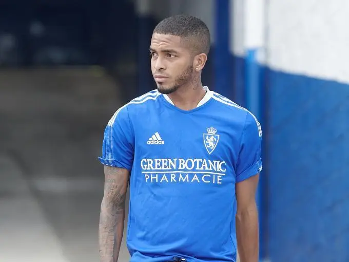 C&eacute;sar Yanis en un entrenamiento con el Real Zaragoza. Imagen: Real Zaragoza.