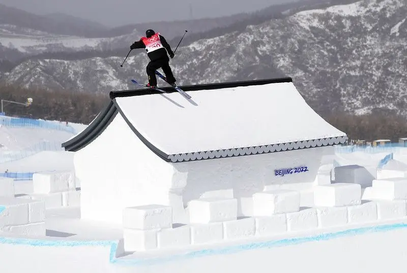 Javi Lliso, durante la fase de clasificaci&oacute;n para la final de Slopestyle en la que se qued&oacute;a las puertas de acceder a ella. Foto: Nacho Casares