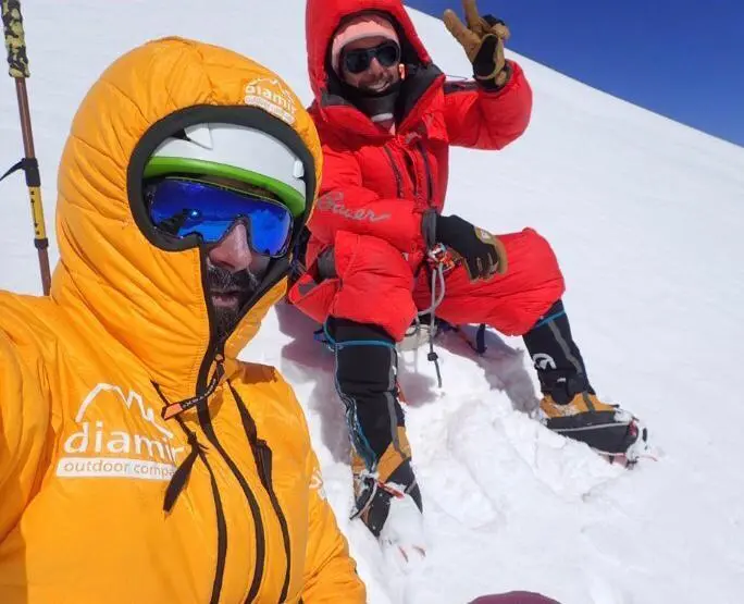 Jonatan Garc&iacute;a y 'Topo' Mena en una imagen en el Dhaulagiri donde trabaron amistad. Foto: Jonatan Garc&iacute;a