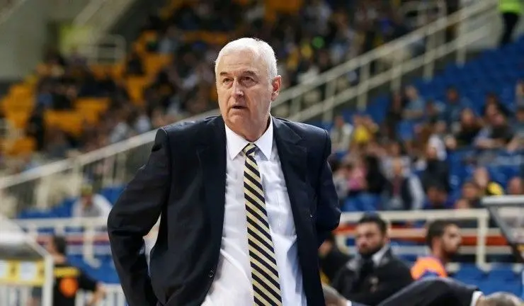 Dragan Sakota, en un partido con el AEK | Foto: AEK Atenas