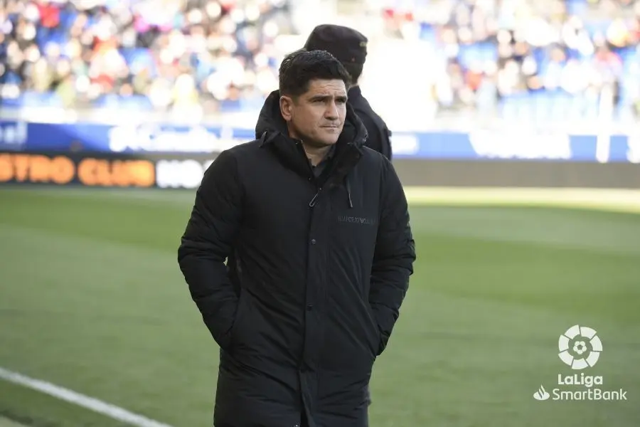 Xisco Mu&ntilde;oz instantes previos al Huesca - Almer&iacute;a. Foto: La Liga.