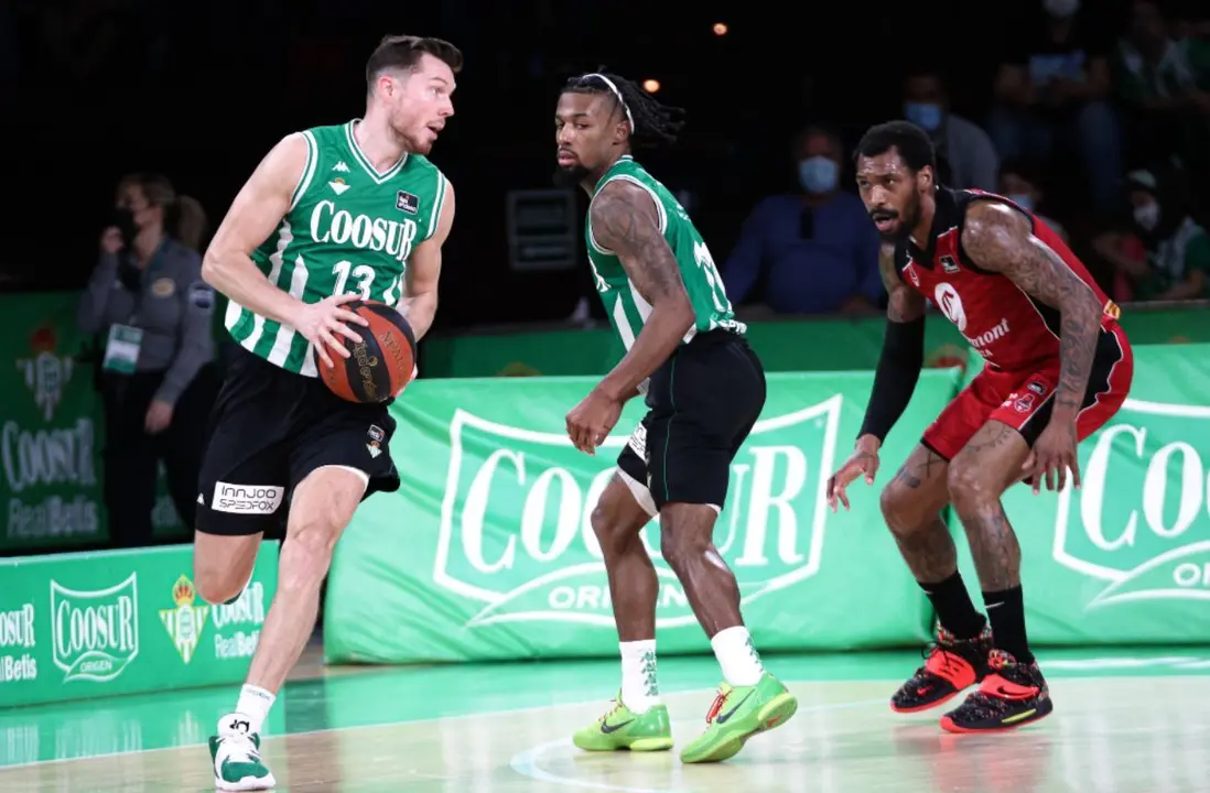 El casademont cae en la cancha del Betis, pero mantiene a su favor el basketaverage. Foto: Betis