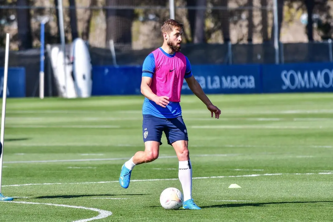 Pulido durante el entrenamiento. | Foto: SD Huesca