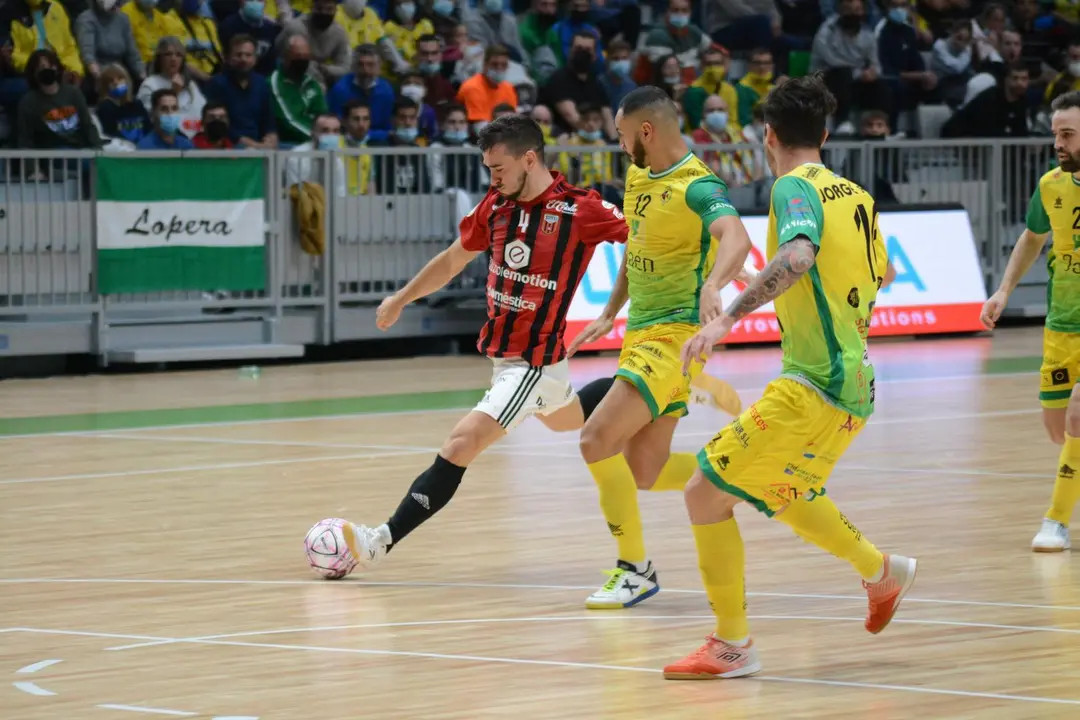 &Oacute;scar Villanueva, en el partido disputado en Ja&eacute;n