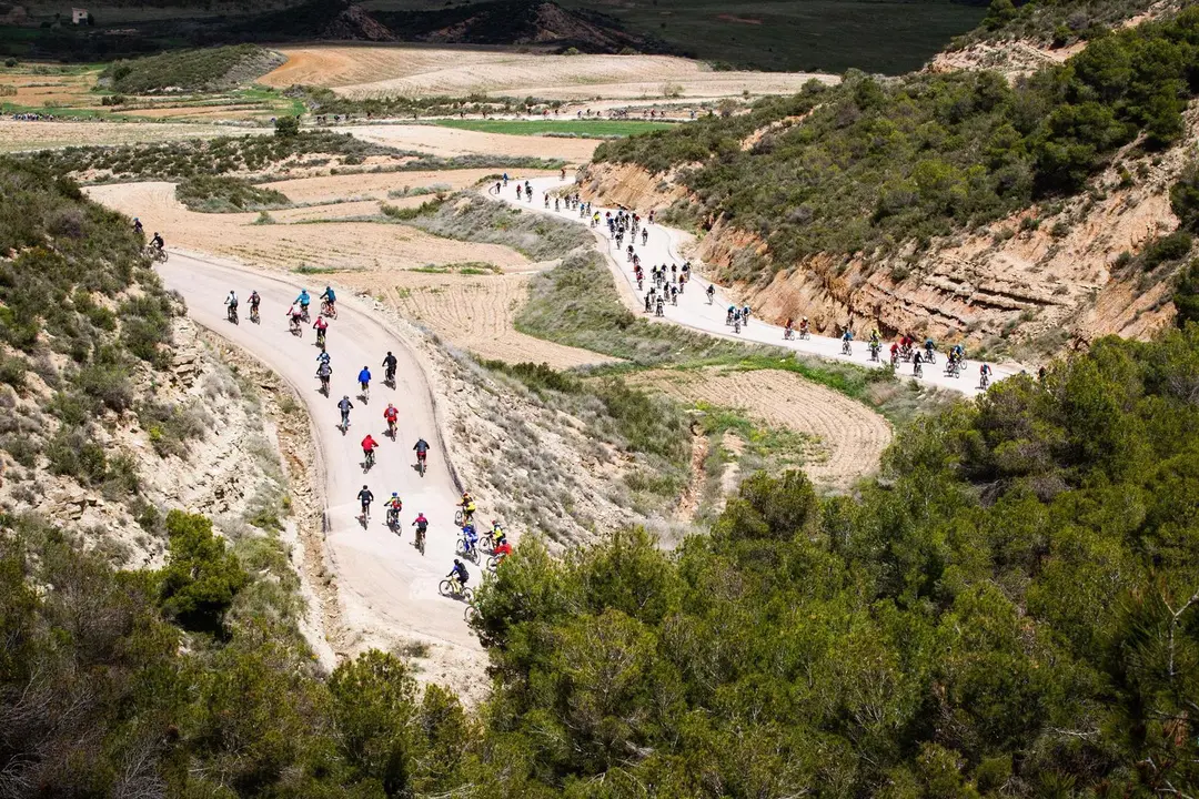 Panor&aacute;mica de la edici&oacute;n 20 de la Orbea Monegros que pone a la comarca altoaragonesa en el mapa mundial de la BTT. Foto: Cedida