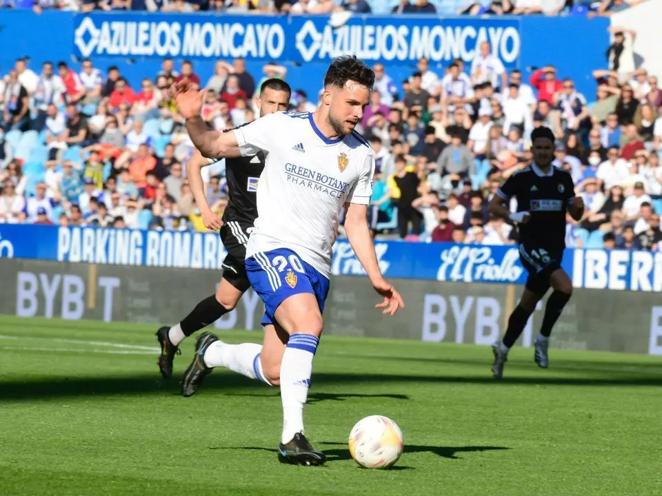 &Aacute;lvaro Gim&eacute;nez frente al Burgos. Foto: Real Zaragoza.