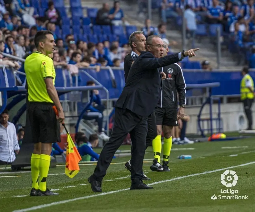 Juan Ignacio Mart&iacute;nez dirige al Real Zaragoza ante el Real Oviedo |&nbsp;Liga SmartBank