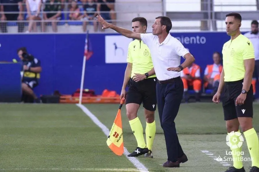Imagen de Ziganda en El Alcoraz, durante el partido contra el Cartagena. Foto: LaLiga