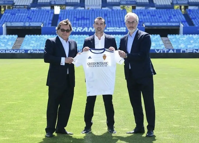 Ra&uacute;l Sanlleh&iacute;, Juan Carlos Carcedo y Miguel Torrecilla. / Foto: Tino Gil | Real Zaragoza.