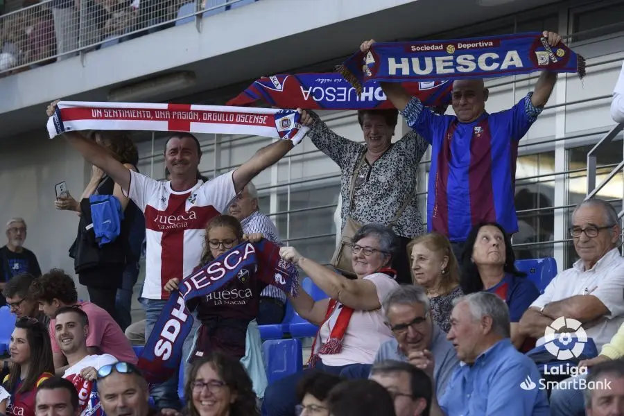 Afici&oacute;n de la SD Huesca en El Alcoraz