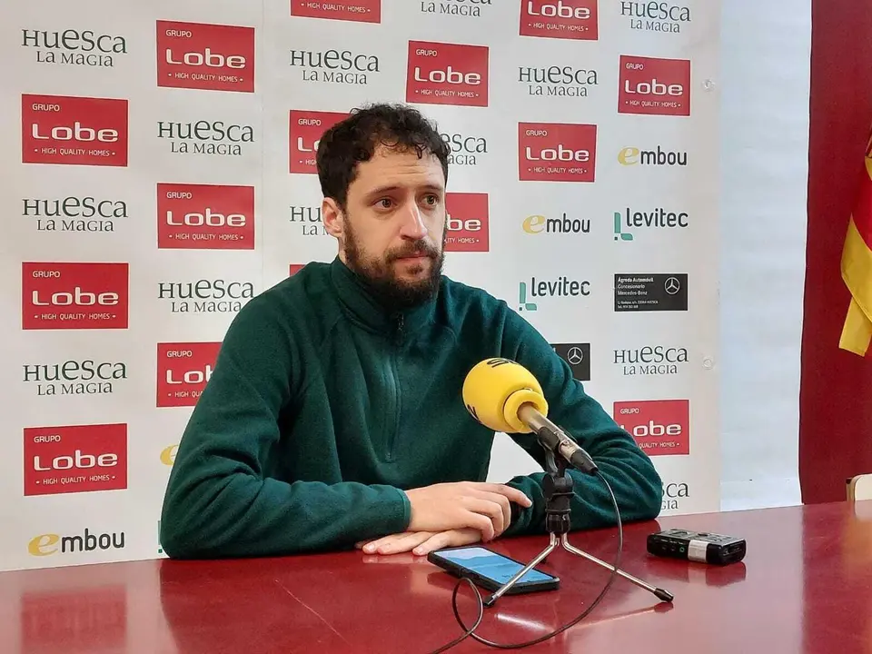 Santi Cerd&aacute;n, en rueda de prensa. Foto: CB Pe&ntilde;as