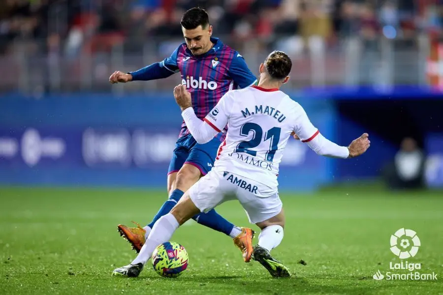 Marc Mateu, en la imagen, se lesion&oacute; en el partido que disput&oacute; el Huesca contra el &Eacute;ibar. Foto: LaLiga