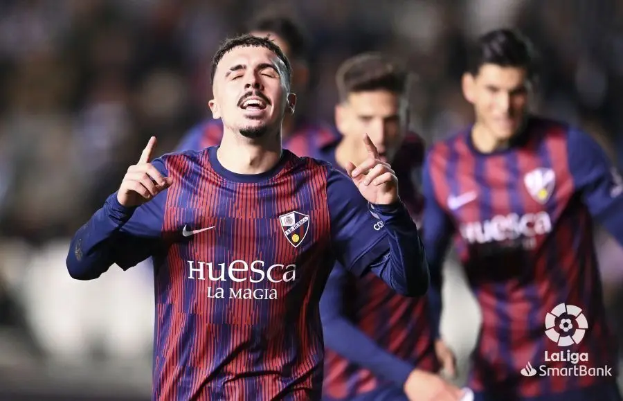 Joaqu&iacute;n, que puede volver al once en el partido del Huesca contra el Albacete, celebra un gol en una imagen de archivo. Foto: LaLiga