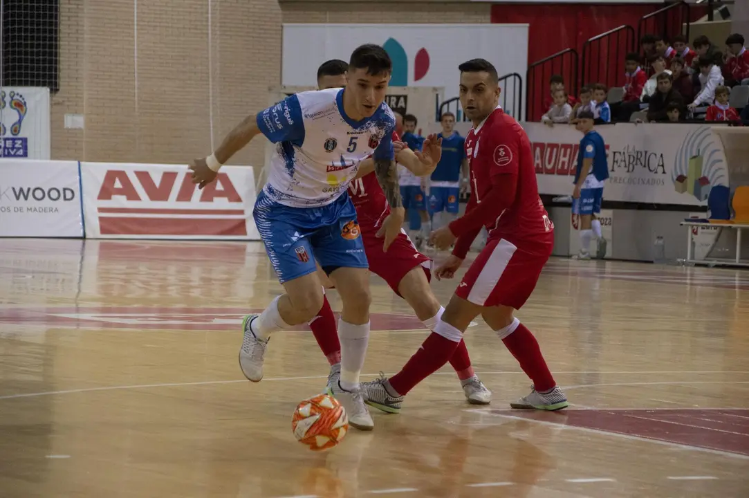 Mateo Flores, en el choque ante Martorell | Foto: Pedro Luis Serrano