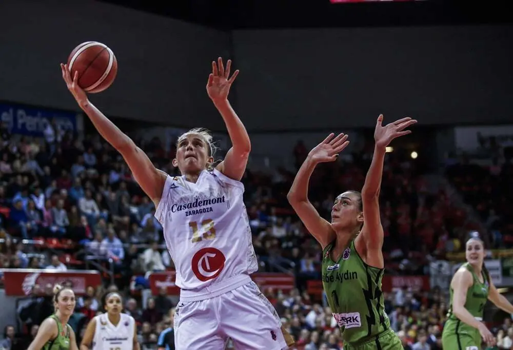 Leo Fiebich, ante el Nesibe en la Eurocup | Foto: FIBA
