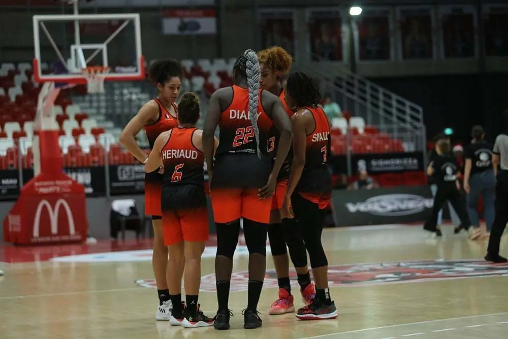 El Villeneuve, en un partido esta temporada | Foto: FIBA
