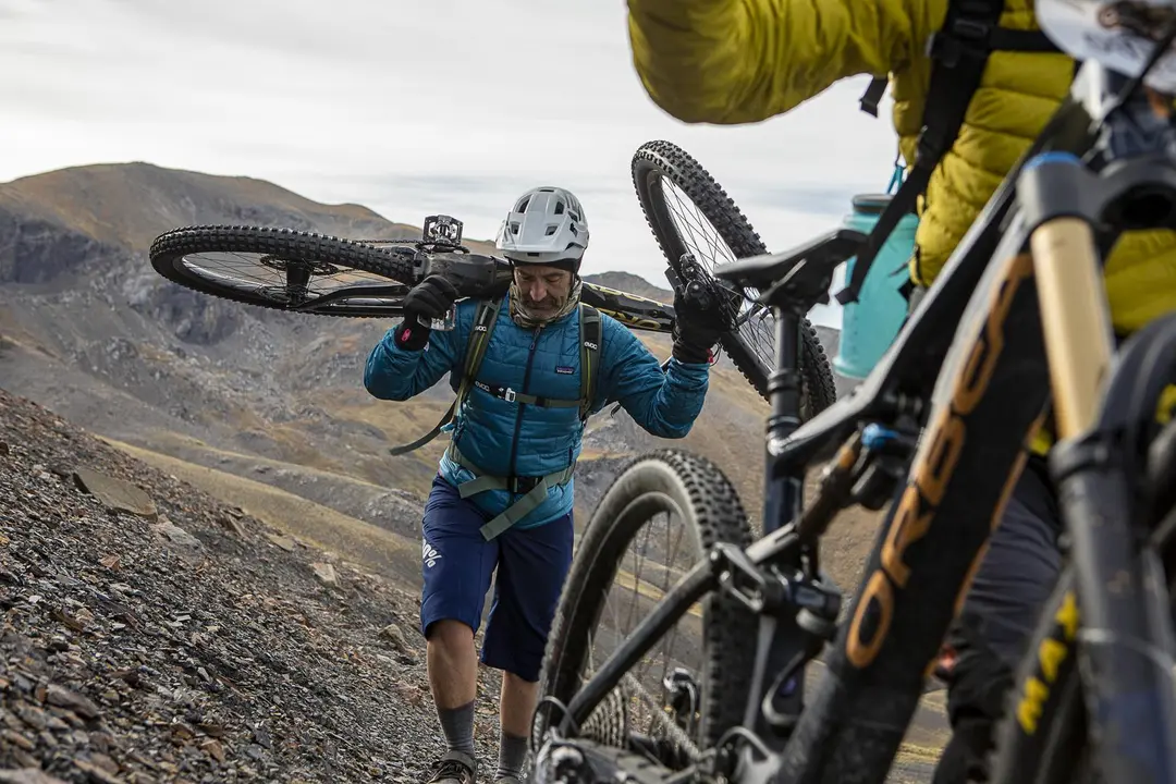 Imagen de la Trans-Nomad, espectacular carrera de ciclomonta&ntilde;ismo por los valles de Chistau, Benasque y Ar&aacute;n. Foto: Trans-Nomad