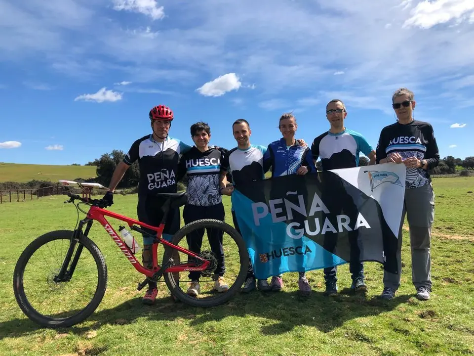 Equipo de Orientaci&oacute;n de BTT que compiti&oacute; el pasado fin de semana en Extremadura. Foto: Pe&ntilde;a Guara